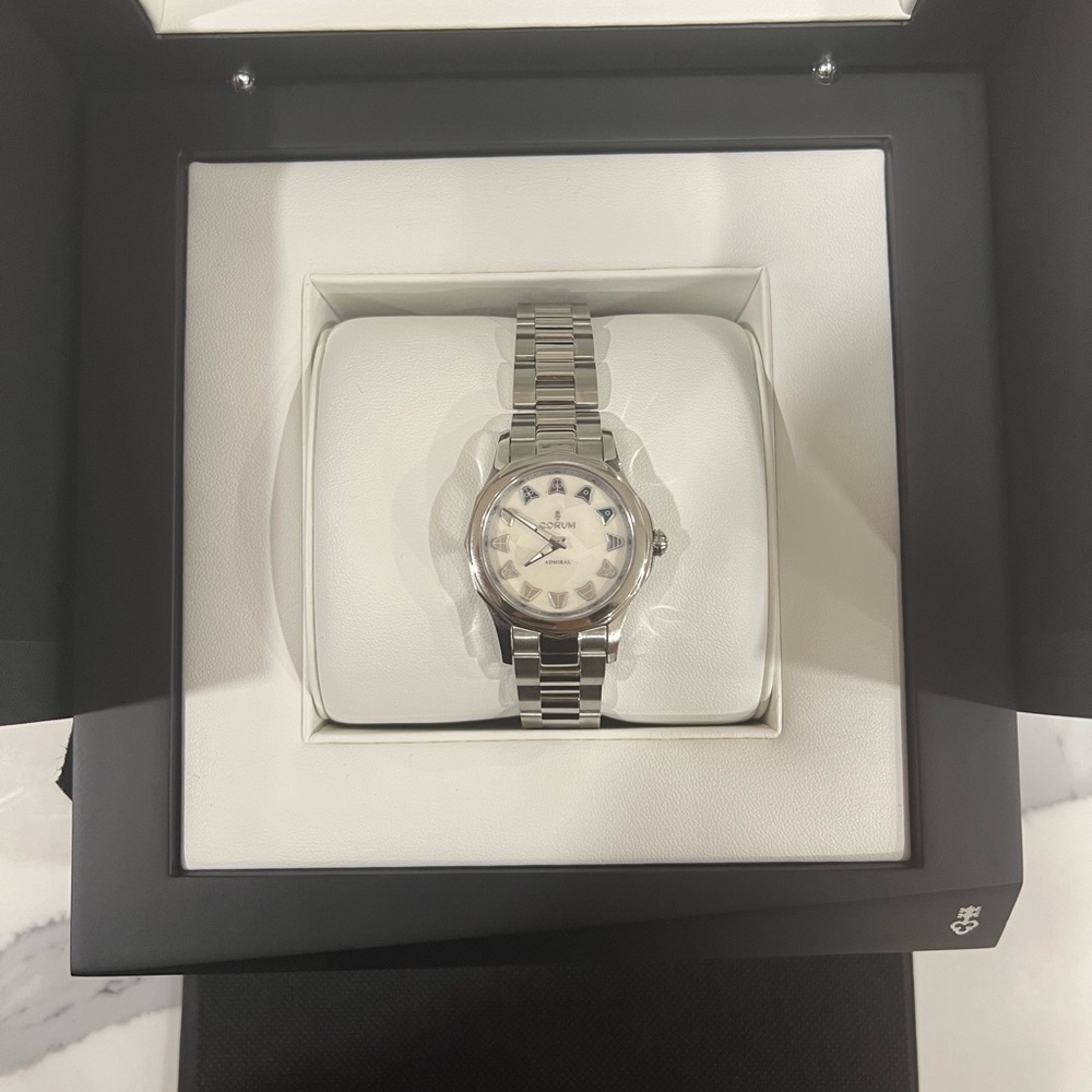 Corum Admiral Legend 32 Women's